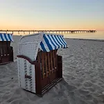 Strandstudio 19, Exklusive Wohnung, Erste Reihe, Eigener Strandkorb Am Strand, Kamin Апартаменты Остзебад Бинц