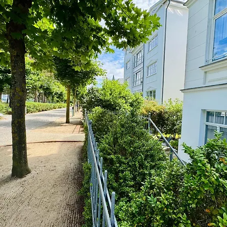 公寓 Strandstudio 19, Exklusive Wohnung, Erste Reihe, Eigener Strandkorb Am Strand, Kamin 宾茨
