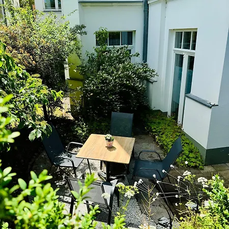 Apartmán Strandstudio 19, Exklusive Wohnung, Erste Reihe, Eigener Strandkorb Am Strand, Kamin Binz