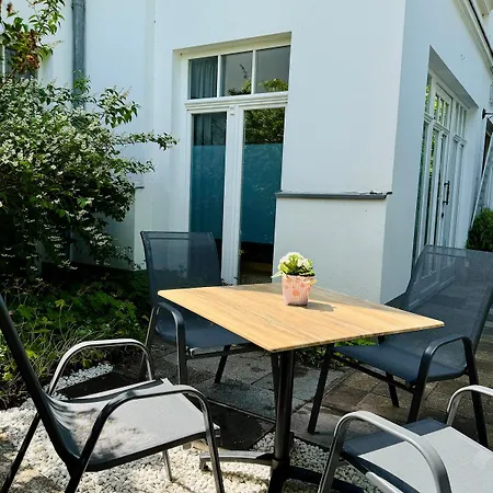 아파트 Strandstudio 19, Exklusive Wohnung, Erste Reihe, Strand, Kamin 빈츠