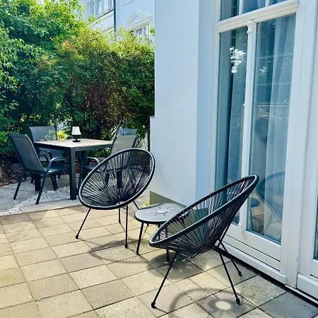 Strandstudio 19, Exklusive Wohnung, Erste Reihe, Eigener Strandkorb Am Strand, Kamin * Binz