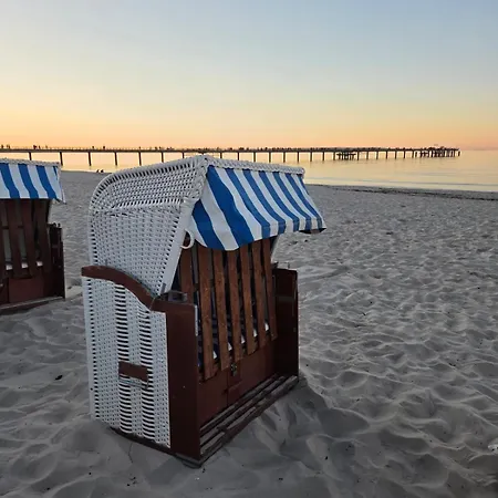 Strandstudio 19, Exklusive Wohnung, Erste Reihe, Eigener Strandkorb Am Strand, Kamin 公寓 宾茨