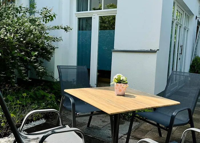 Apartament Strandstudio 19, Exklusive Wohnung, Erste Reihe, Strand, Kamin Binz